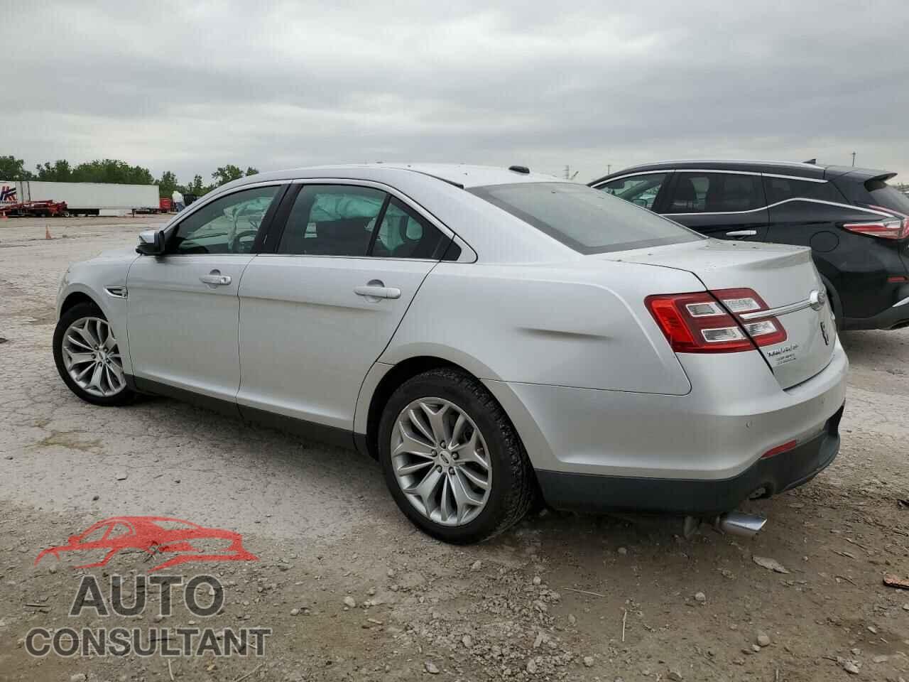 FORD TAURUS 2015 - 1FAHP2F80FG104436
