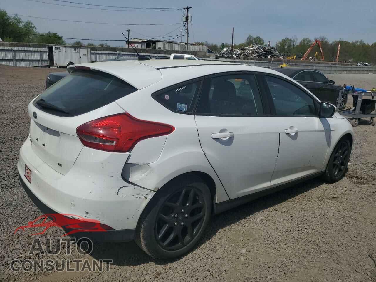 FORD FOCUS 2016 - 1FADP3K24GL222830