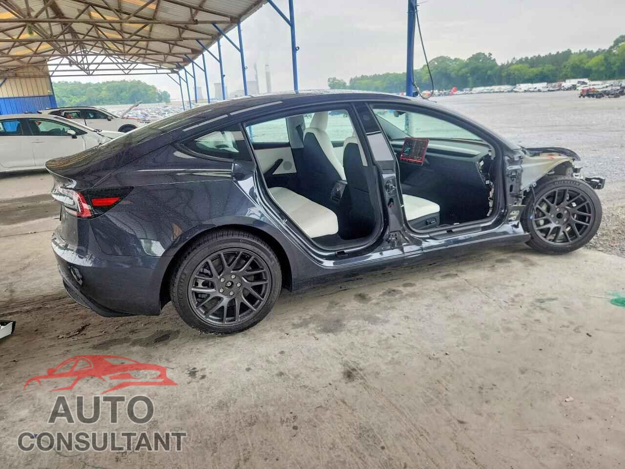 TESLA MODEL 3 2026 - 5YJ3E1EA0TF166398