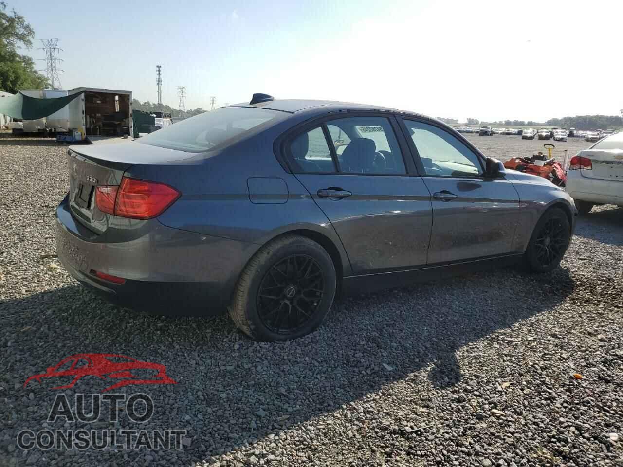 BMW 3 SERIES 2013 - WBA3C1C53DF444751