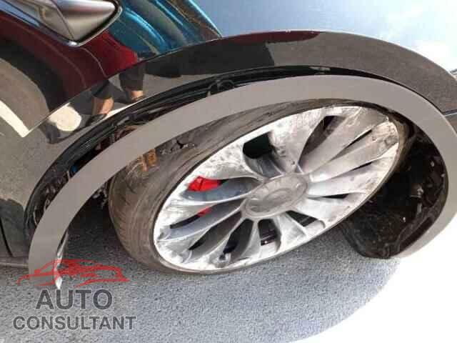 TESLA MODEL Y 2021 - 5YJYGDEF1MF083979