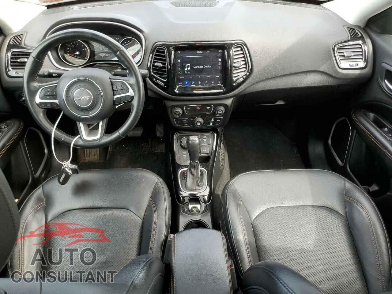 JEEP COMPASS 2018 - 3C4NJDCB5JT373868