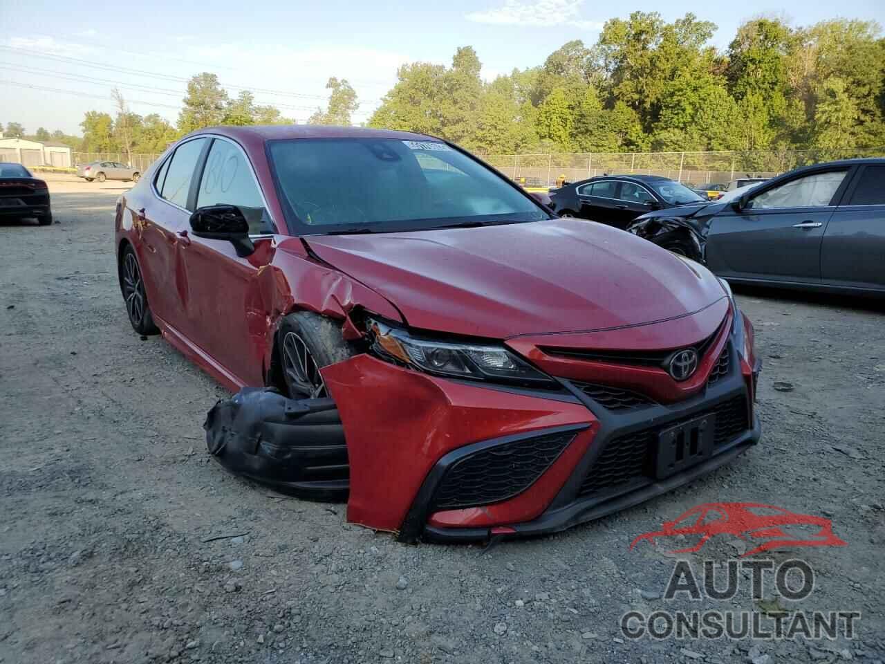 TOYOTA CAMRY 2021 - 4T1G11AK5MU444583