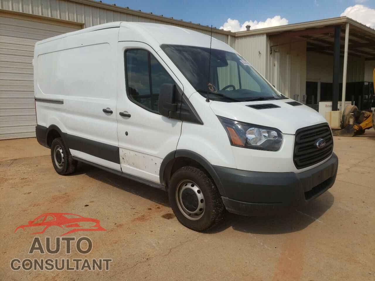 FORD TRANSIT 2017 - 1FTYR1CM8HKB20836