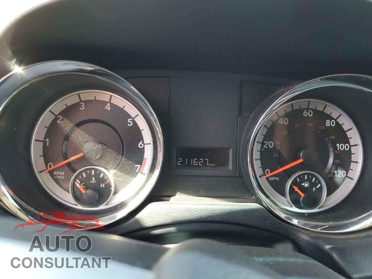 DODGE CARAVAN 2011 - 2D4RN3DG0BR650962