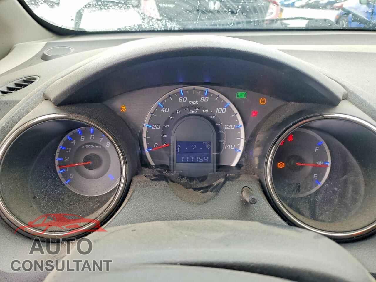 HONDA FIT 2012 - JHMGE8H57CC018981