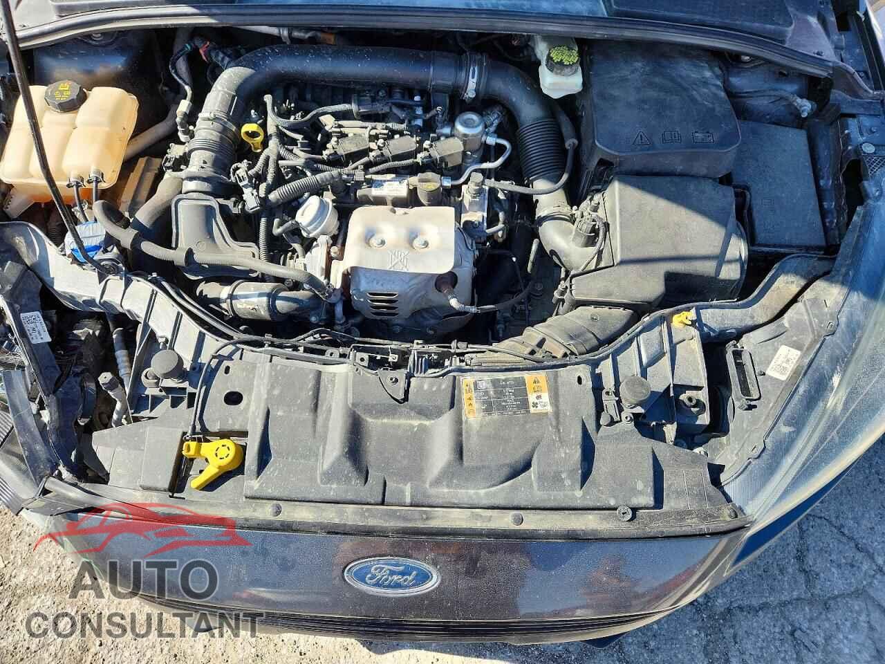 FORD FOCUS 2017 - 1FADP3FE4HL282905