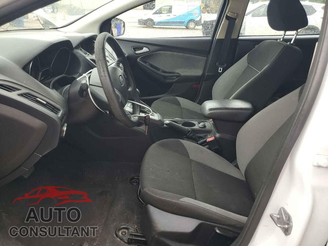 FORD FOCUS 2014 - 1FADP3K25EL255817