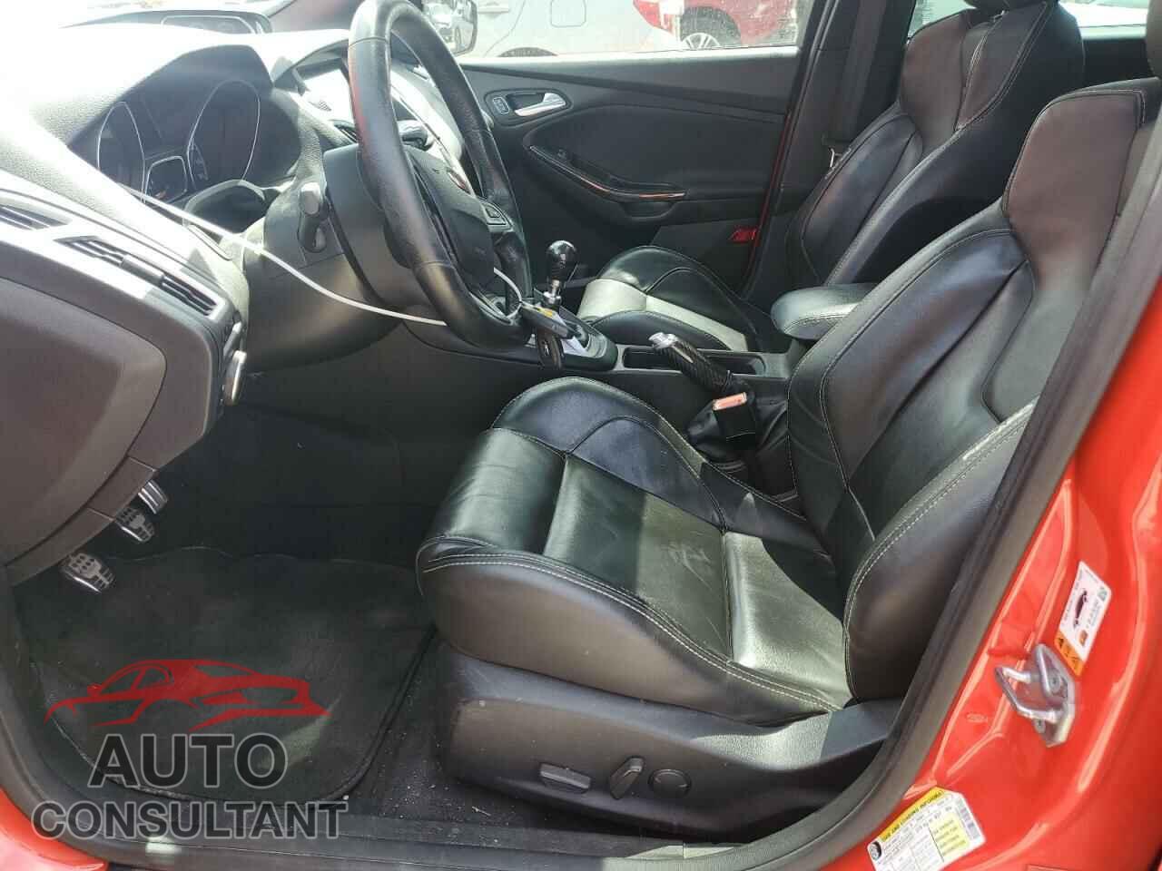 FORD FOCUS 2016 - 1FADP3L94GL280237