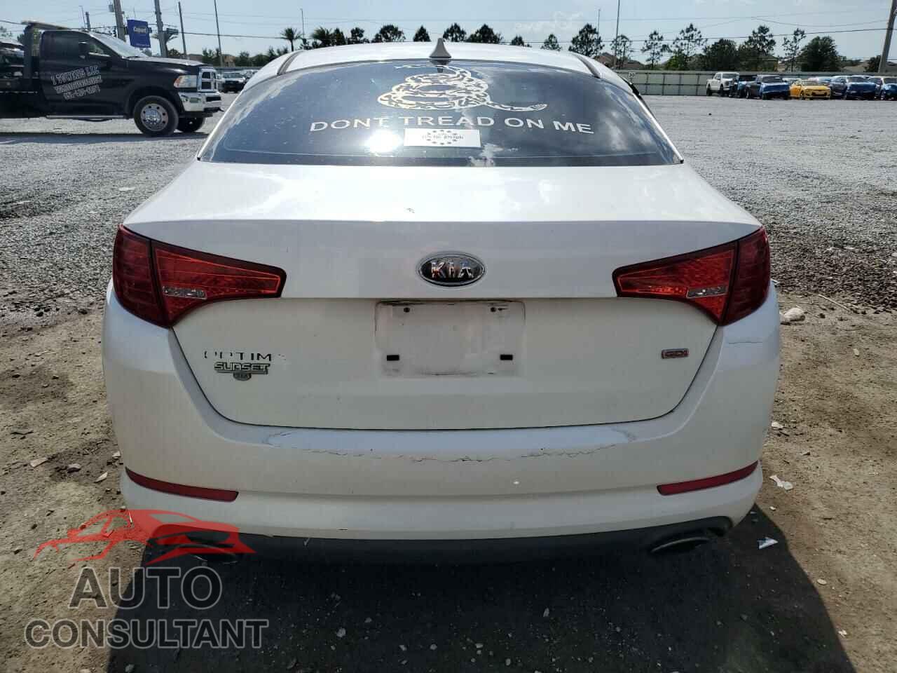 KIA OPTIMA 2011 - KNAGM4A75B5130574