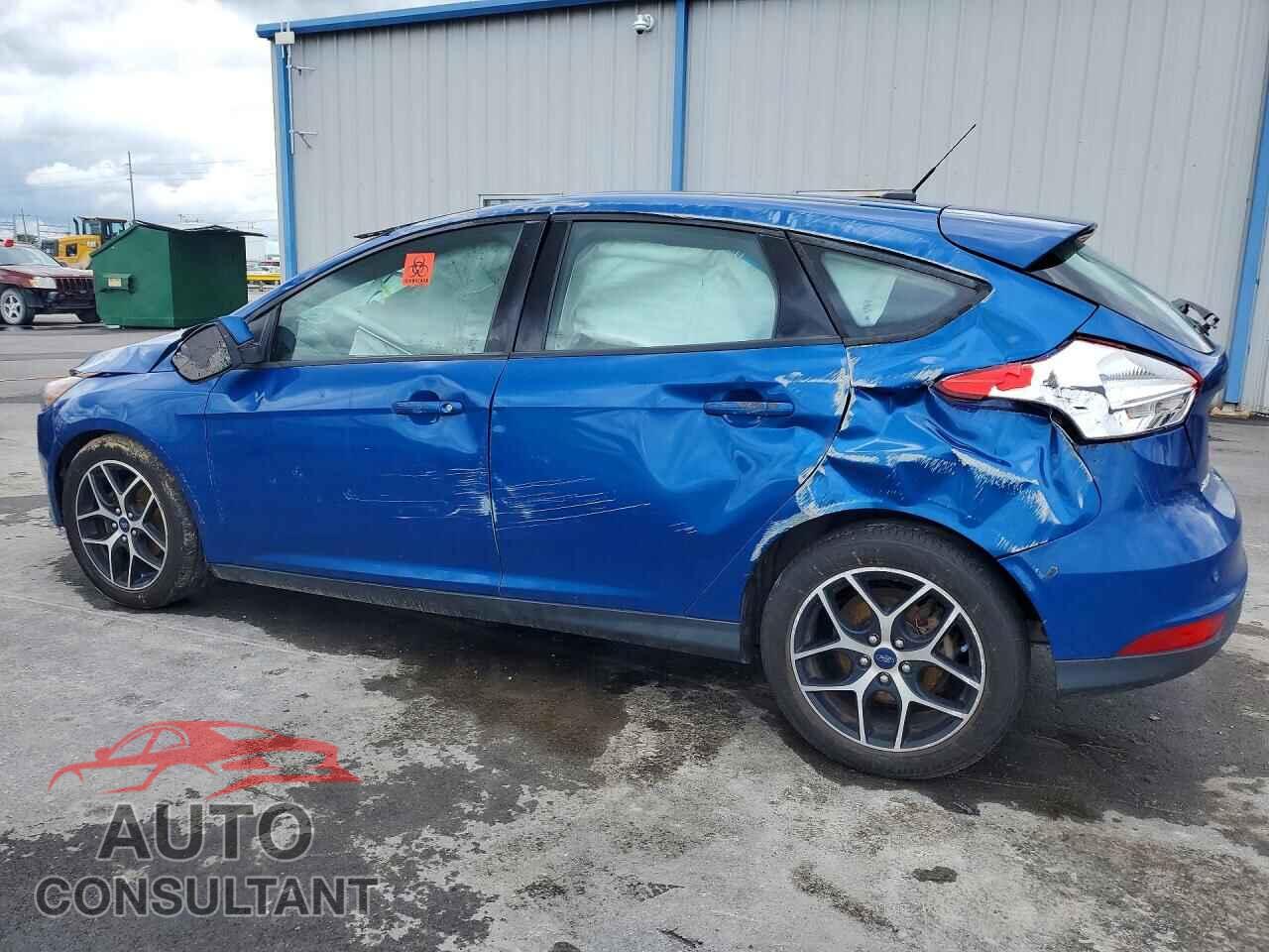 FORD FOCUS 2018 - 1FADP3M28JL300532
