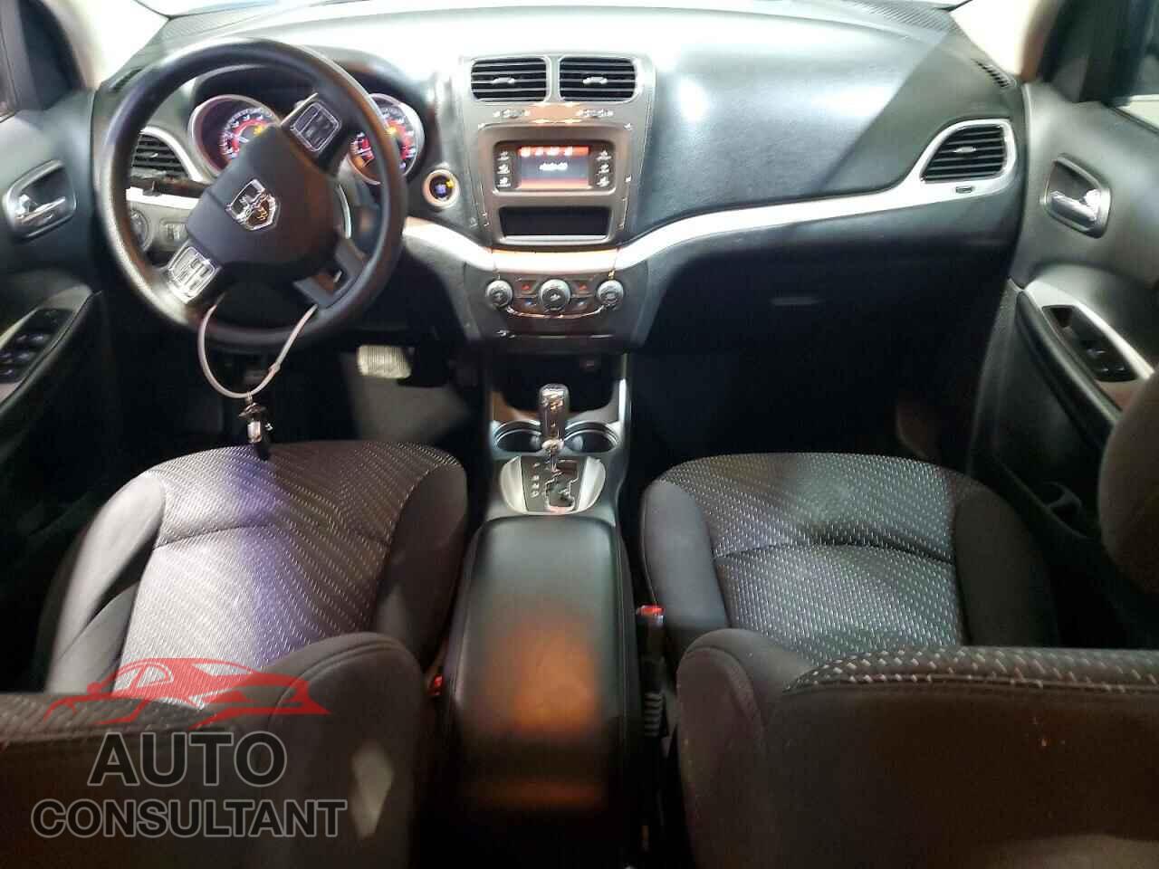 DODGE JOURNEY 2015 - 3C4PDCBG6FT743921