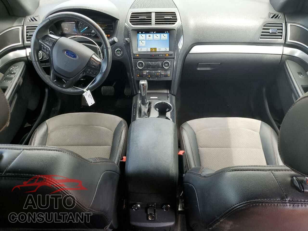 FORD EXPLORER 2017 - 1FM5K7D81HGD10049
