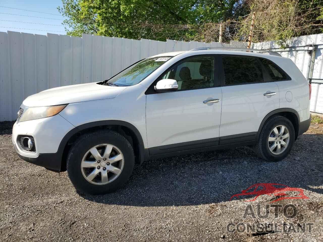 KIA SORENTO 2011 - 5XYKT3A19BG082428