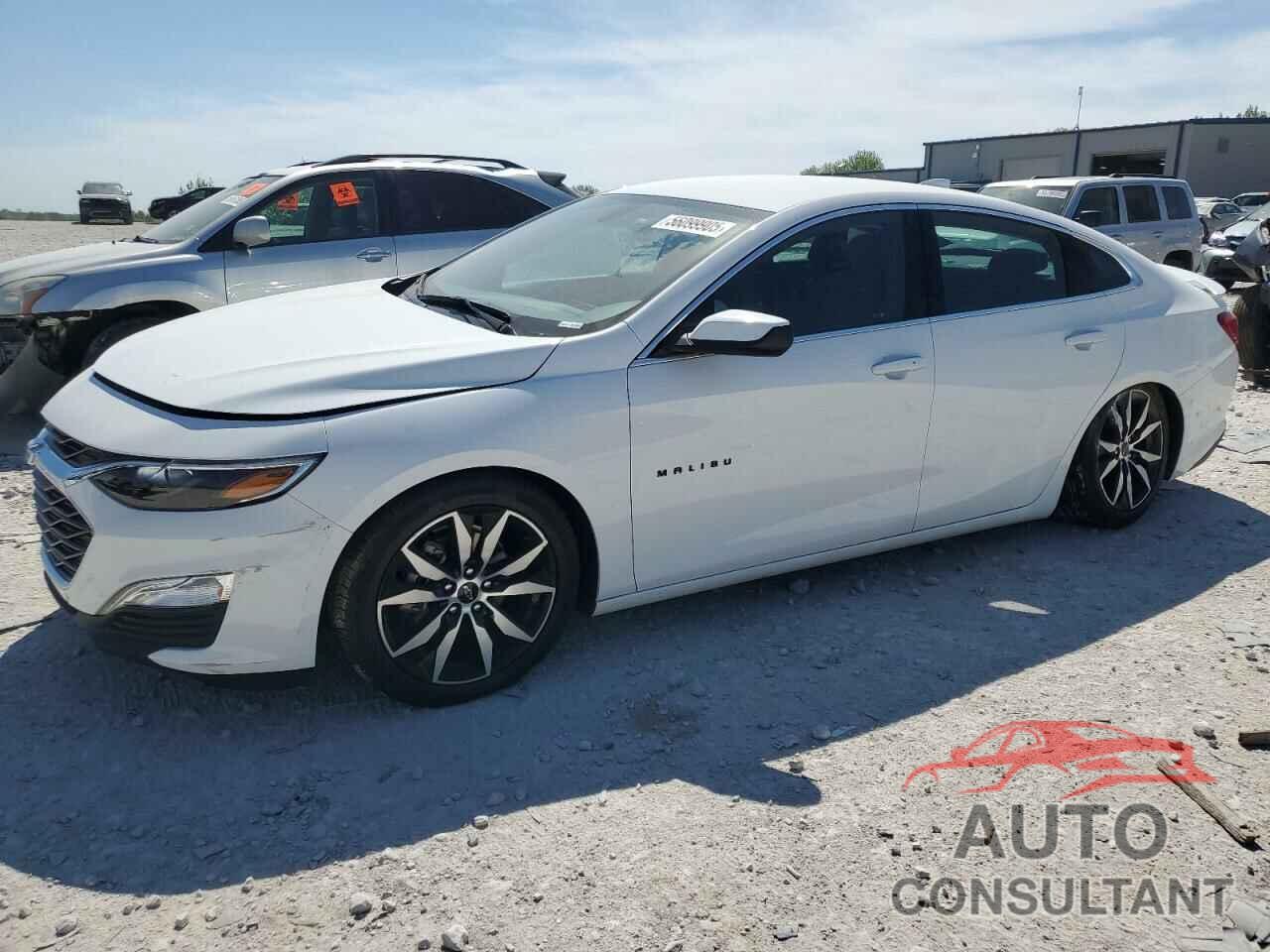 CHEVROLET MALIBU 2021 - 1G1ZG5ST4MF041038