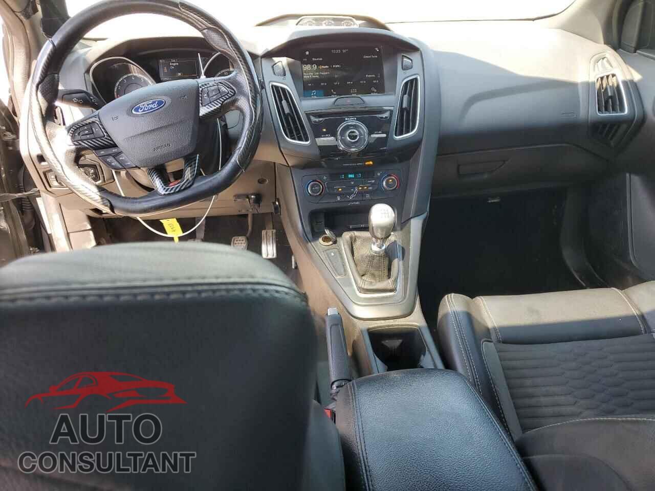 FORD FOCUS 2016 - 1FADP3L97GL382938