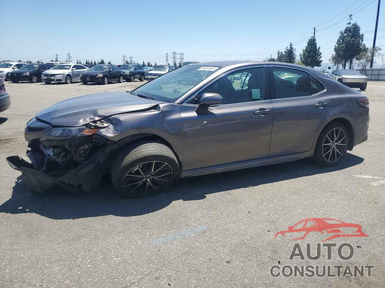 TOYOTA CAMRY 2022 - 4T1G11AK3NU062070