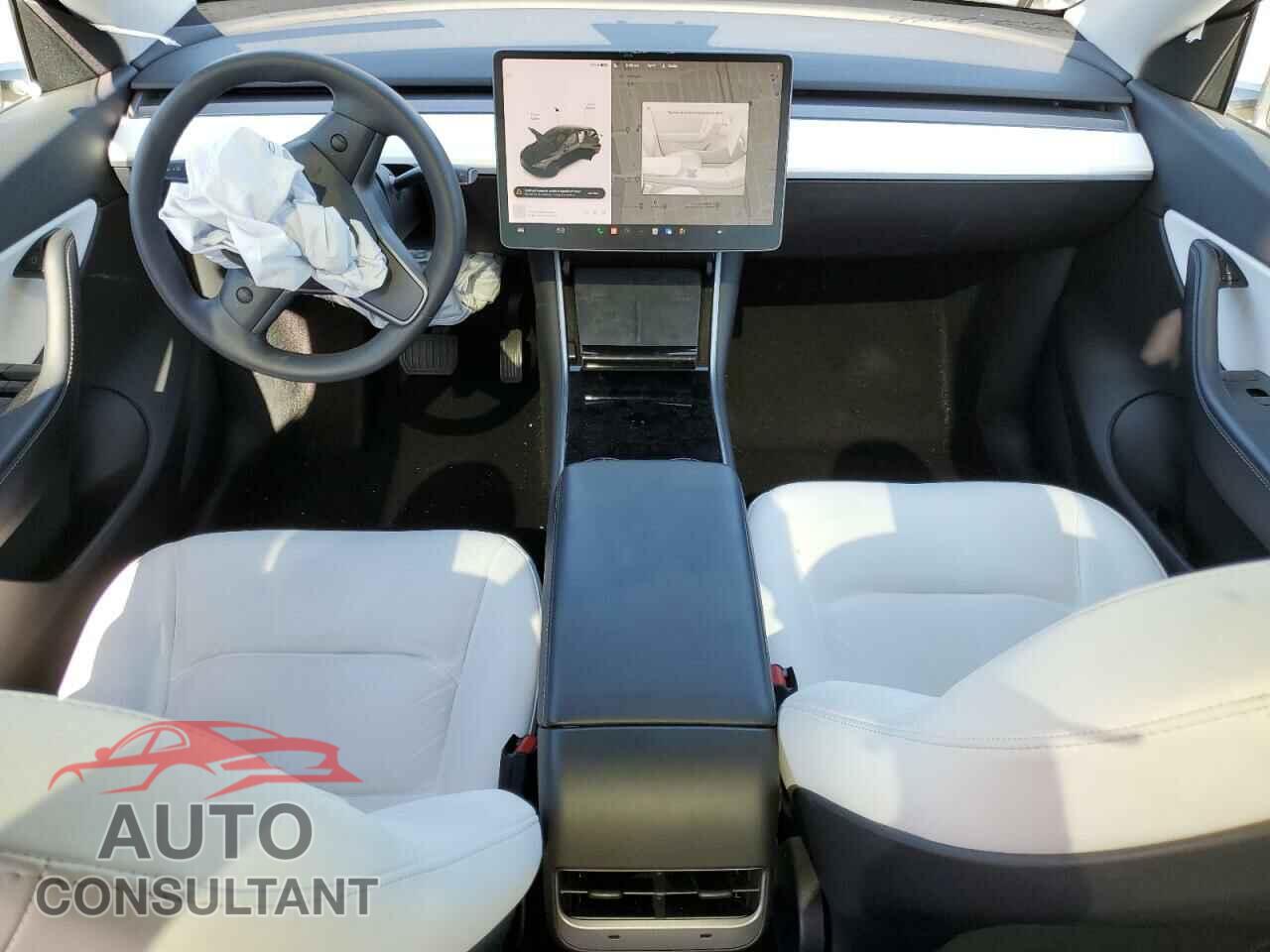 TESLA MODEL Y 2020 - 5YJYGDEEXLF056589