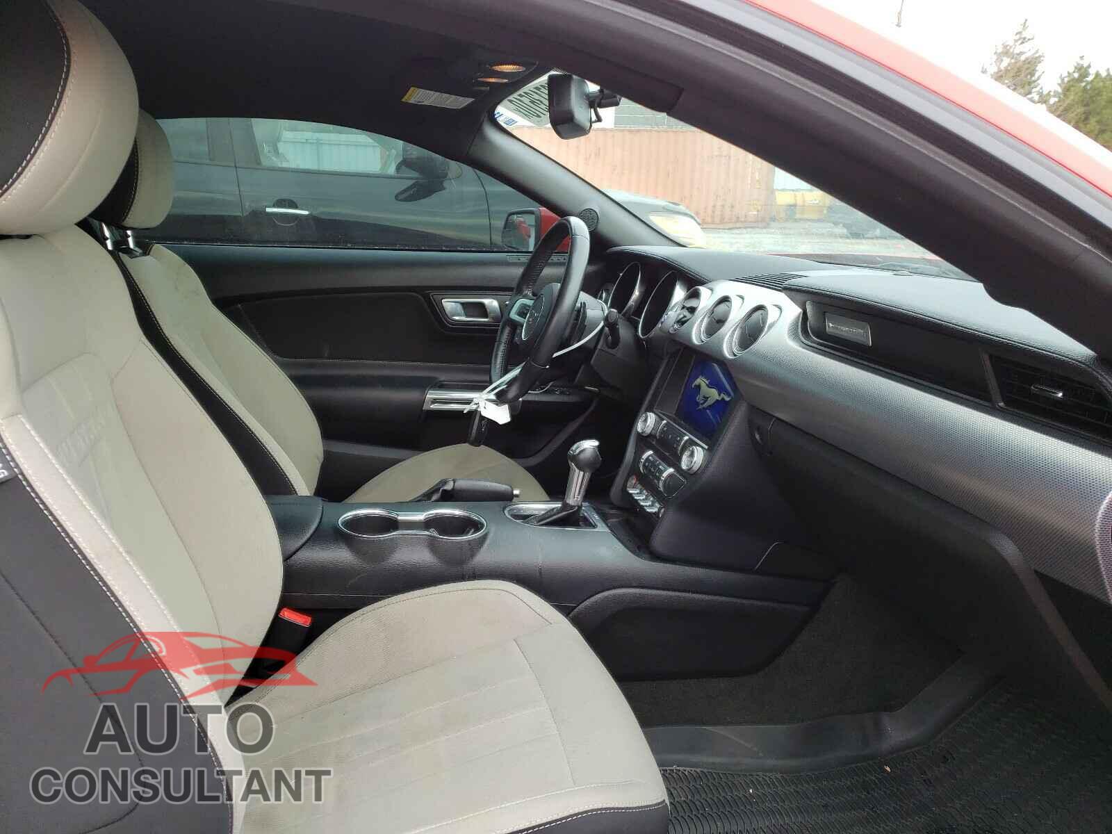 FORD MUSTANG 2018 - 1FA6P8TH9J5150169