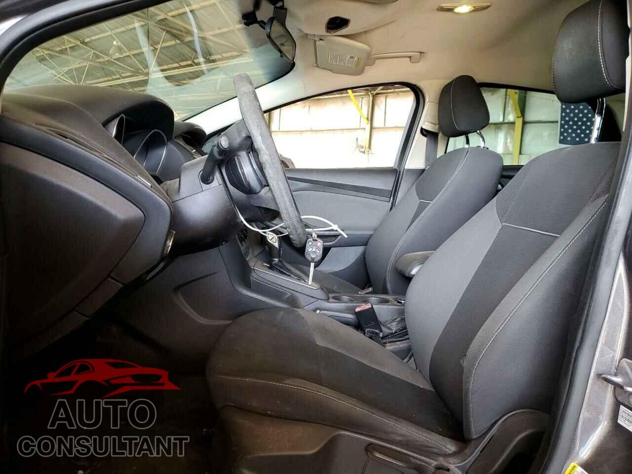 FORD FOCUS 2012 - 1FAHP3F28CL251379