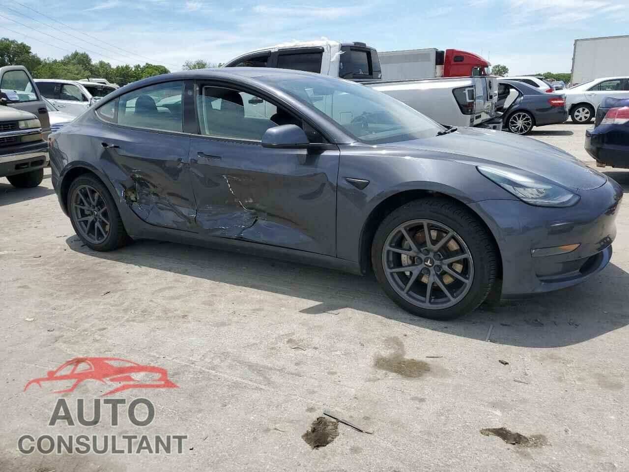 TESLA MODEL 3 2018 - 5YJ3E1EA5JF049378