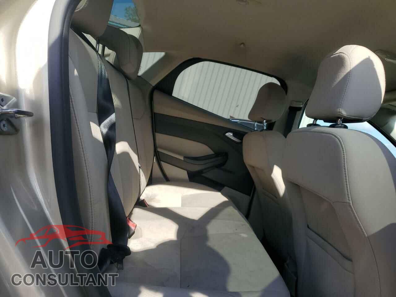 FORD FOCUS 2017 - 1FADP3F25HL269733