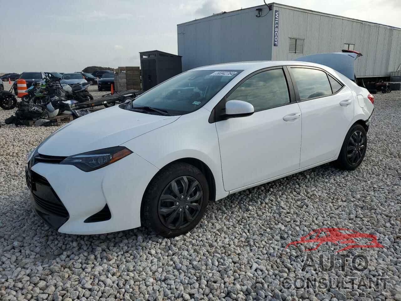 TOYOTA COROLLA 2018 - 2T1BURHE0JC105646