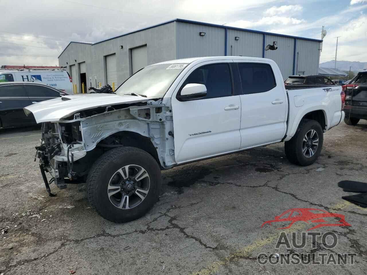 TOYOTA TACOMA 2018 - 3TMAZ5CN0JM069347
