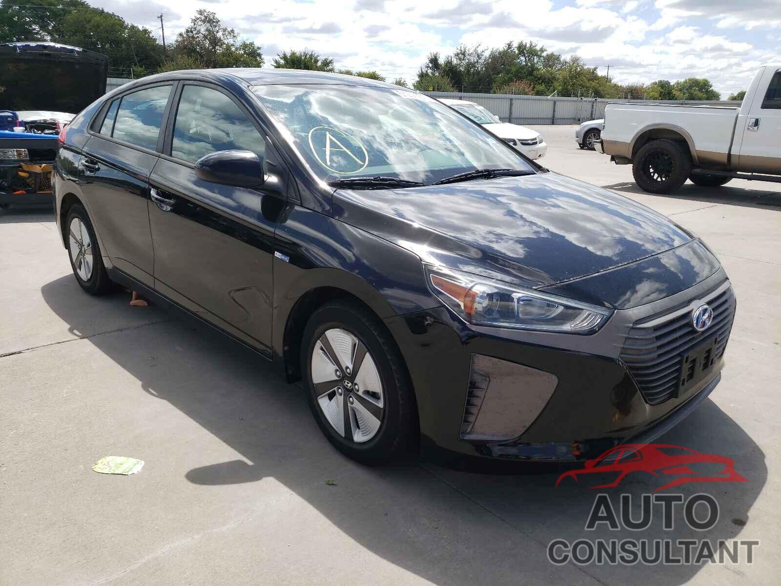 HYUNDAI IONIQ 2017 - KMHC65LC0HU025186