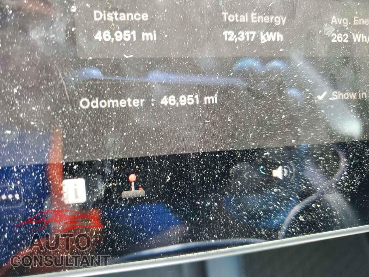 TESLA MODEL 3 2021 - 5YJ3E1EA2MF851987