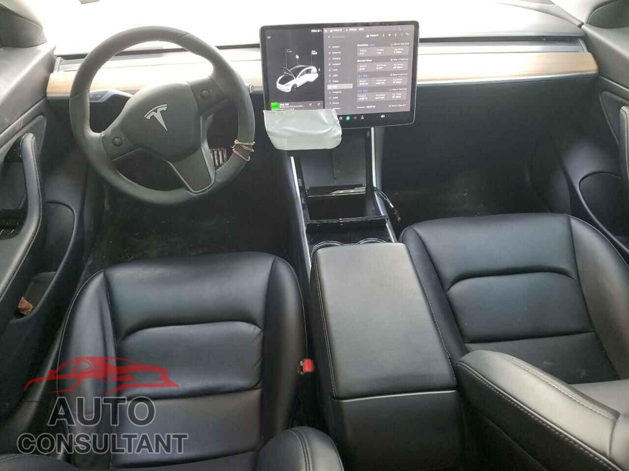 TESLA MODEL 3 2020 - 5YJ3E1EB7LF643238