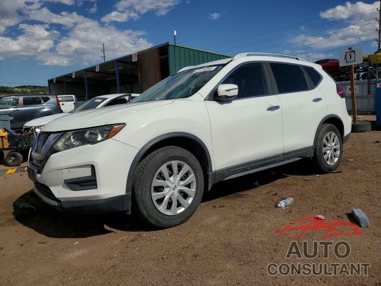 NISSAN ROGUE 2017 - KNMAT2MV9HP590957