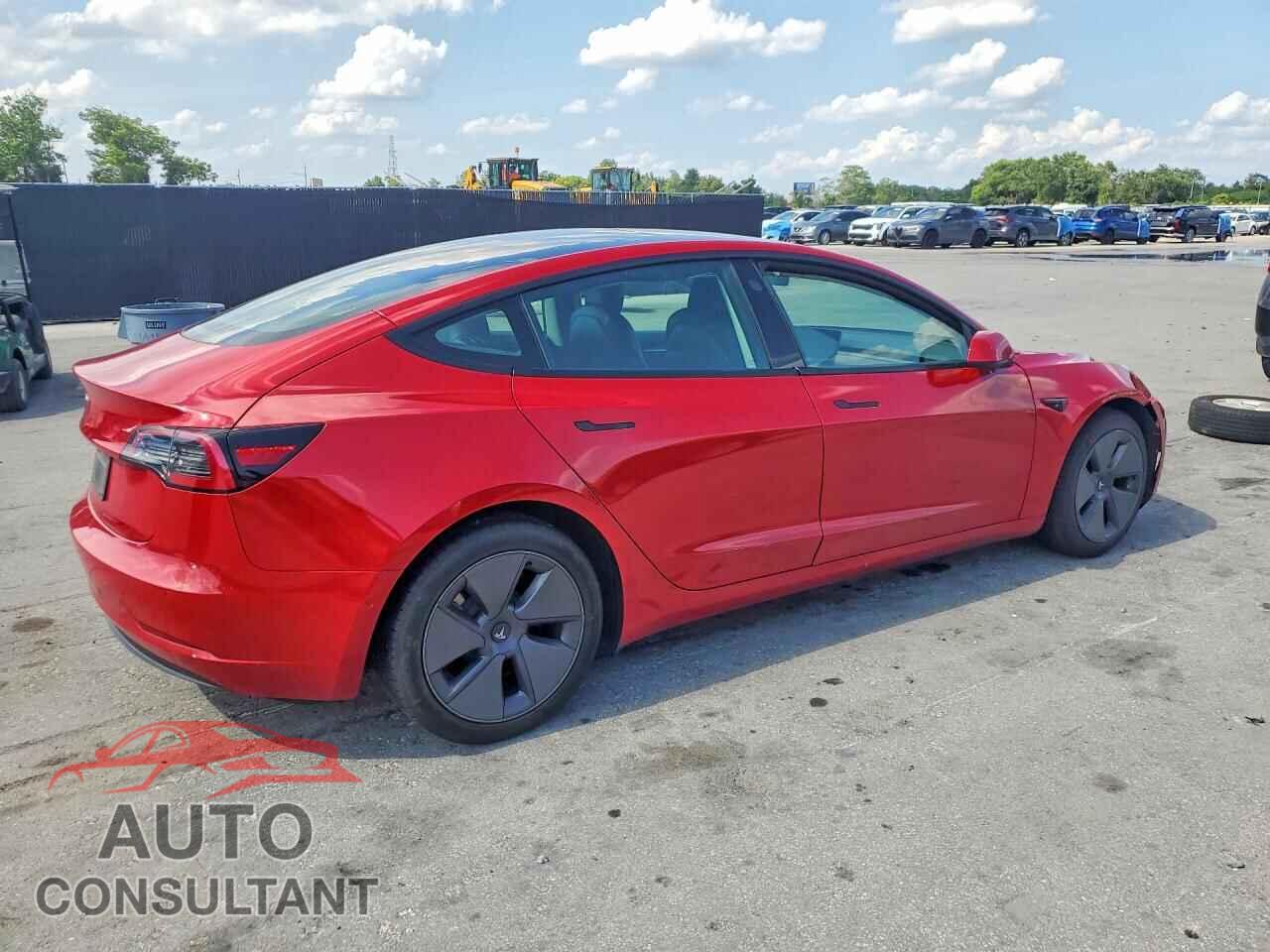 TESLA MODEL 3 2021 - 5YJ3E1EA9MF047136
