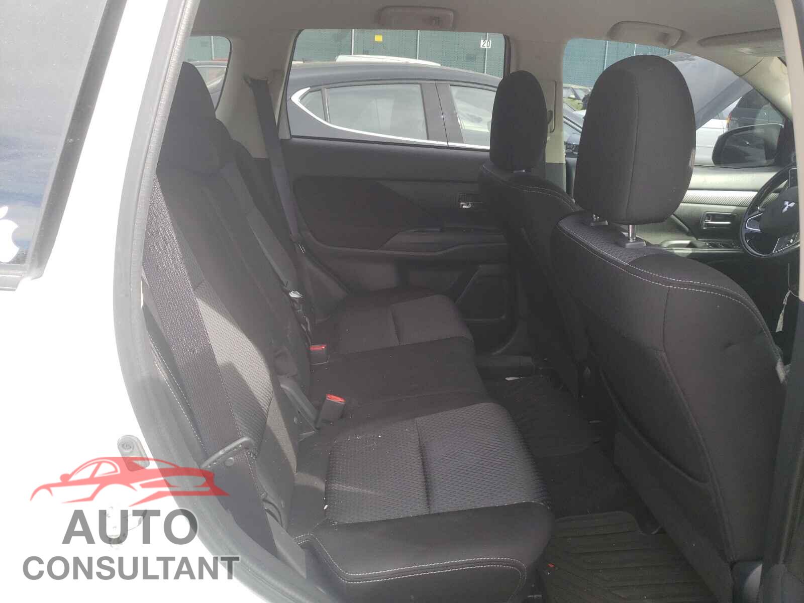 MITSUBISHI OUTLANDER 2017 - JA4AZ2A33HZ033445