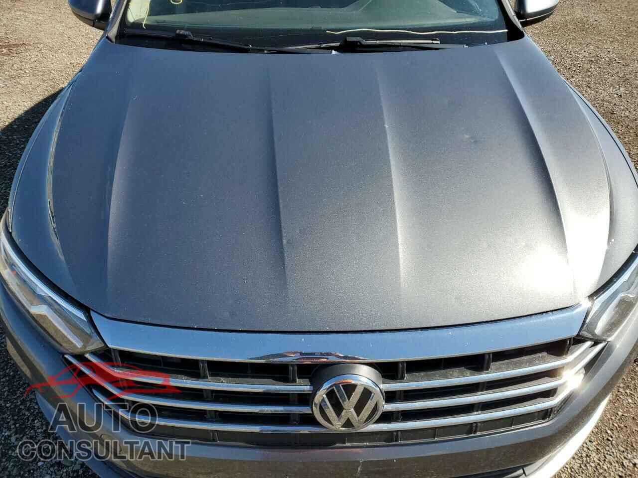 VOLKSWAGEN JETTA 2019 - 3VWE57BU5KM035498