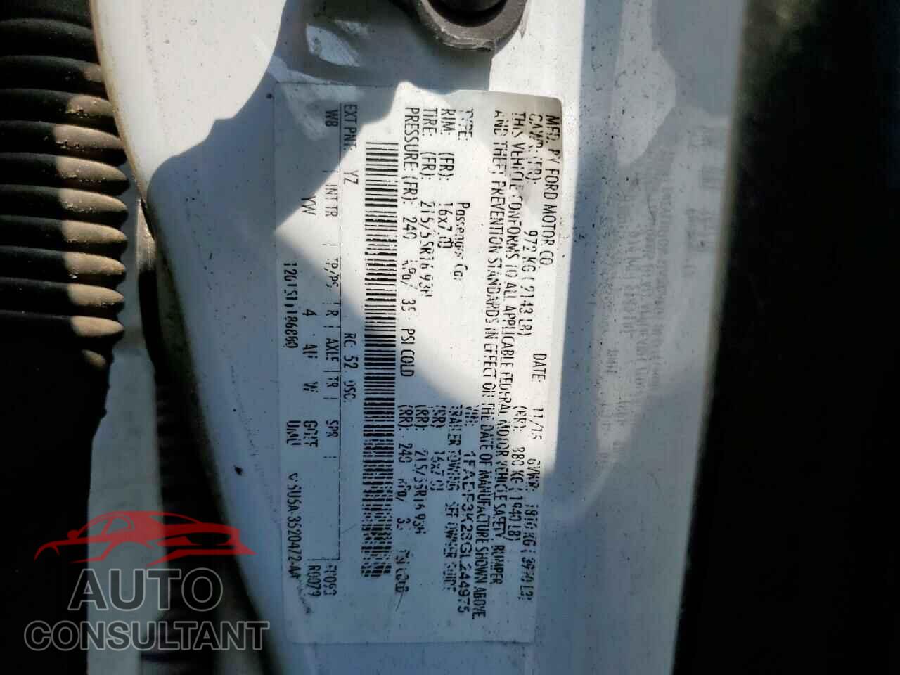 FORD FOCUS 2016 - 1FADP3K28GL244975