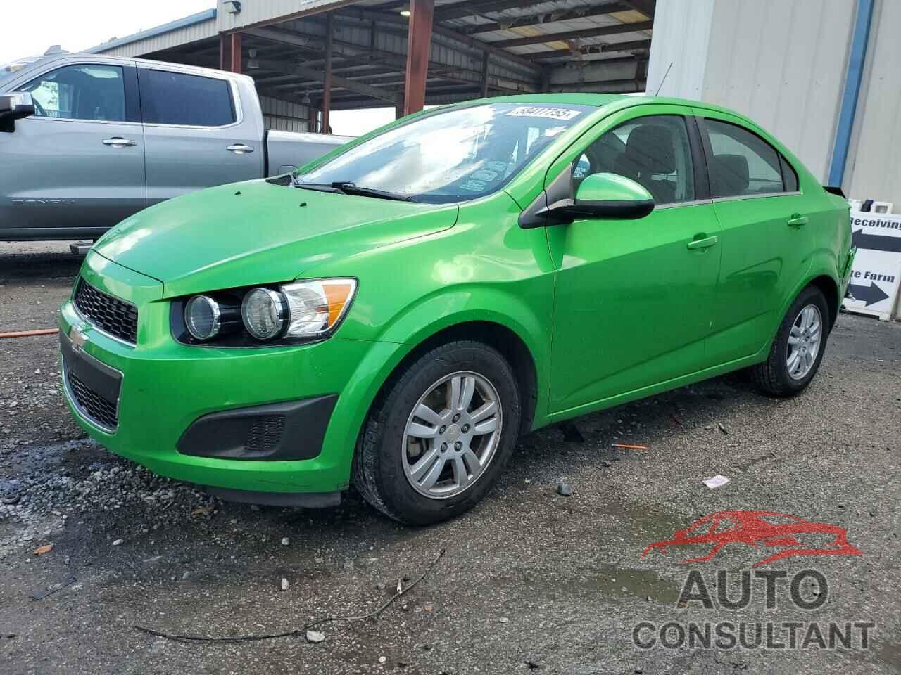 CHEVROLET SONIC 2015 - 1G1JC5SH8F4177739