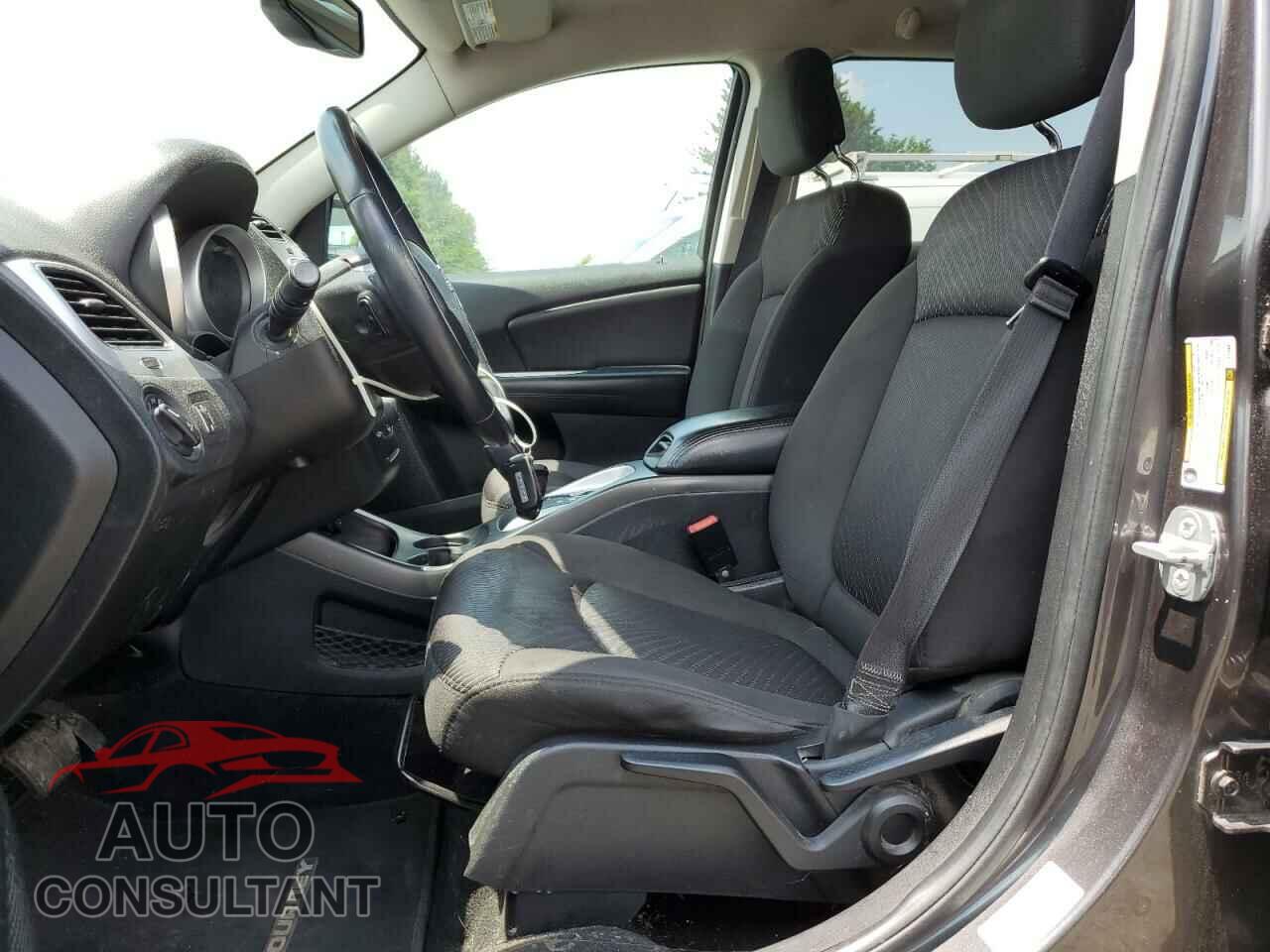DODGE JOURNEY 2014 - 3C4PDCBB1ET268911
