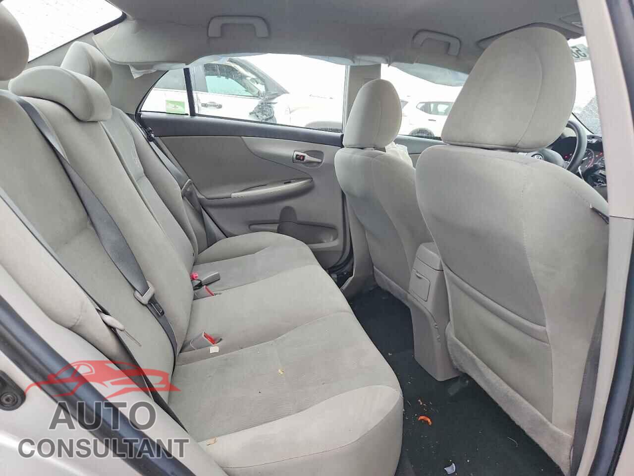 TOYOTA COROLLA 2012 - 2T1BU4EE9CC807958