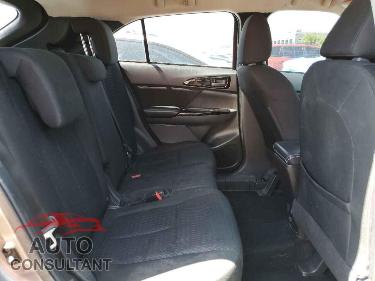 MITSUBISHI ECLIPSE 2019 - JA4AT4AAXKZ046597