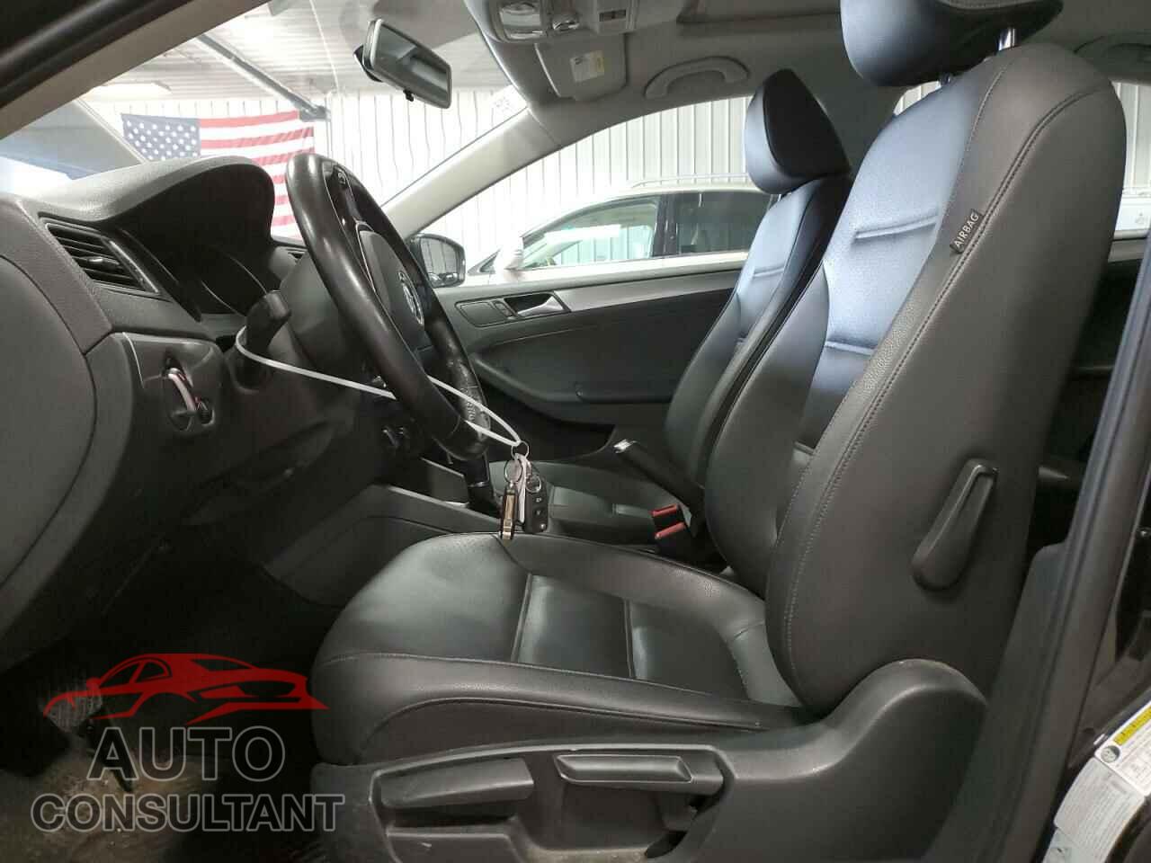 VOLKSWAGEN JETTA 2017 - 3VWDB7AJ4HM239505