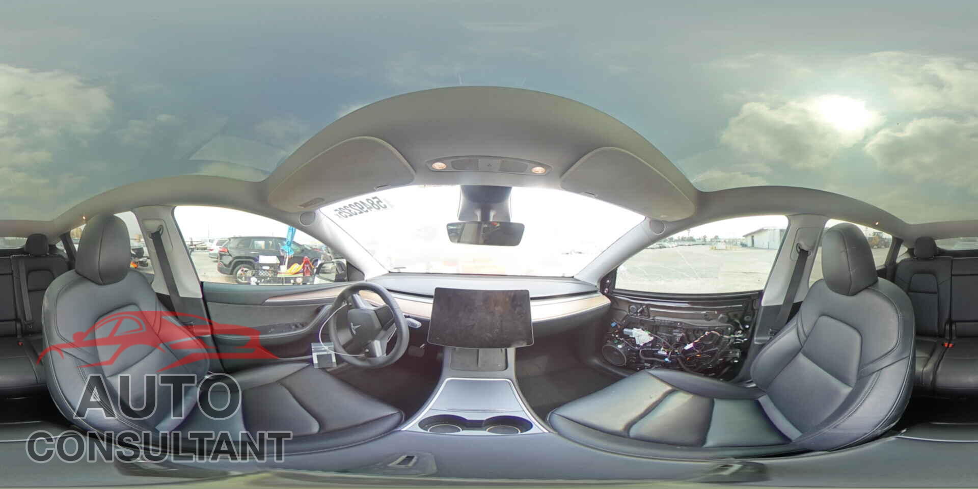 TESLA MODEL Y 2023 - 7SAYGAEE8PF743142