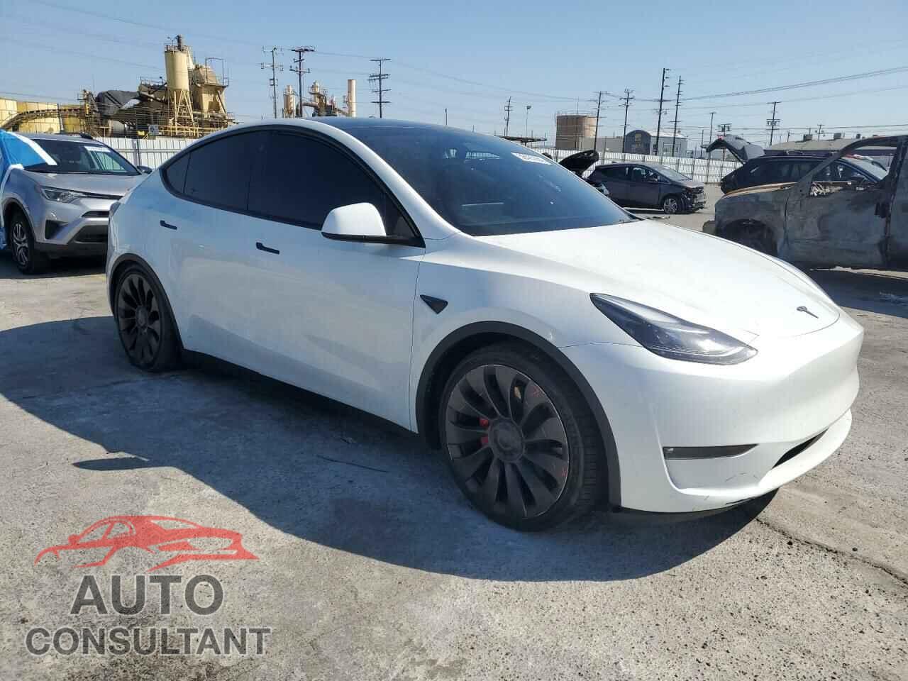 TESLA MODEL Y 2023 - 7SAYGDEF8PF740140