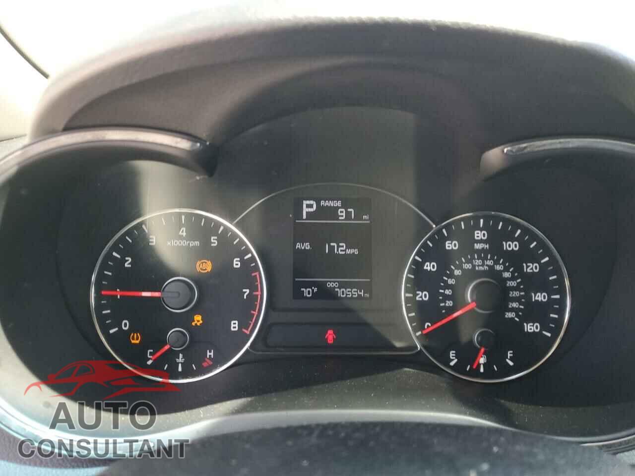 KIA FORTE 2018 - 3KPFK4A71JE218934