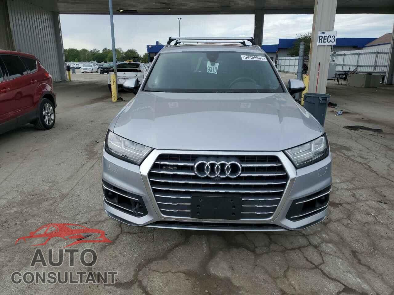 AUDI Q7 2018 - WA1LABF78JD018549