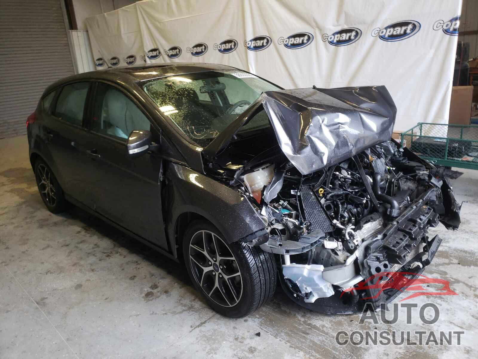 FORD FOCUS 2017 - 1FADP3M27HL281644