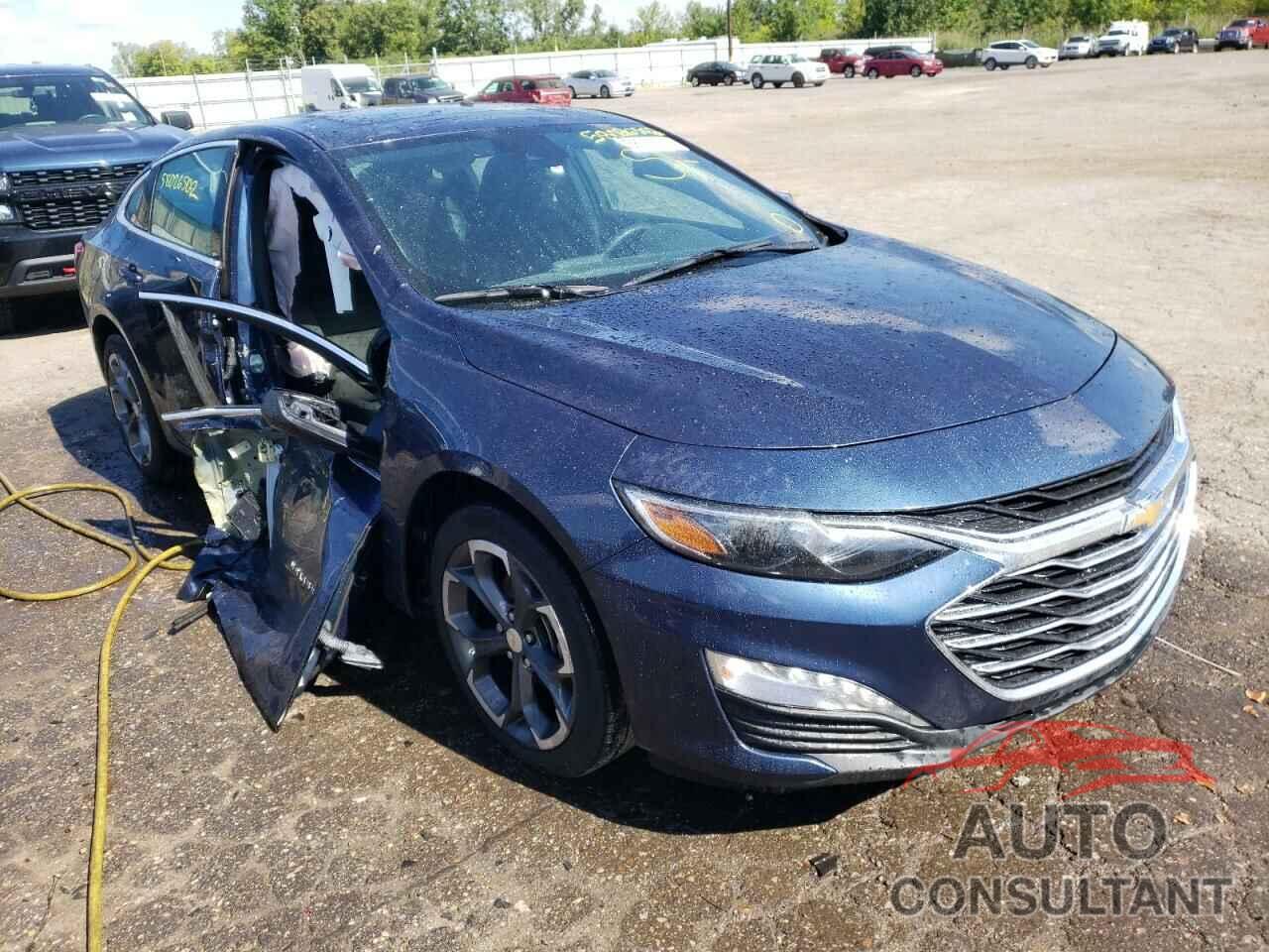 CHEVROLET MALIBU 2021 - 1G1ZD5ST3MF058051