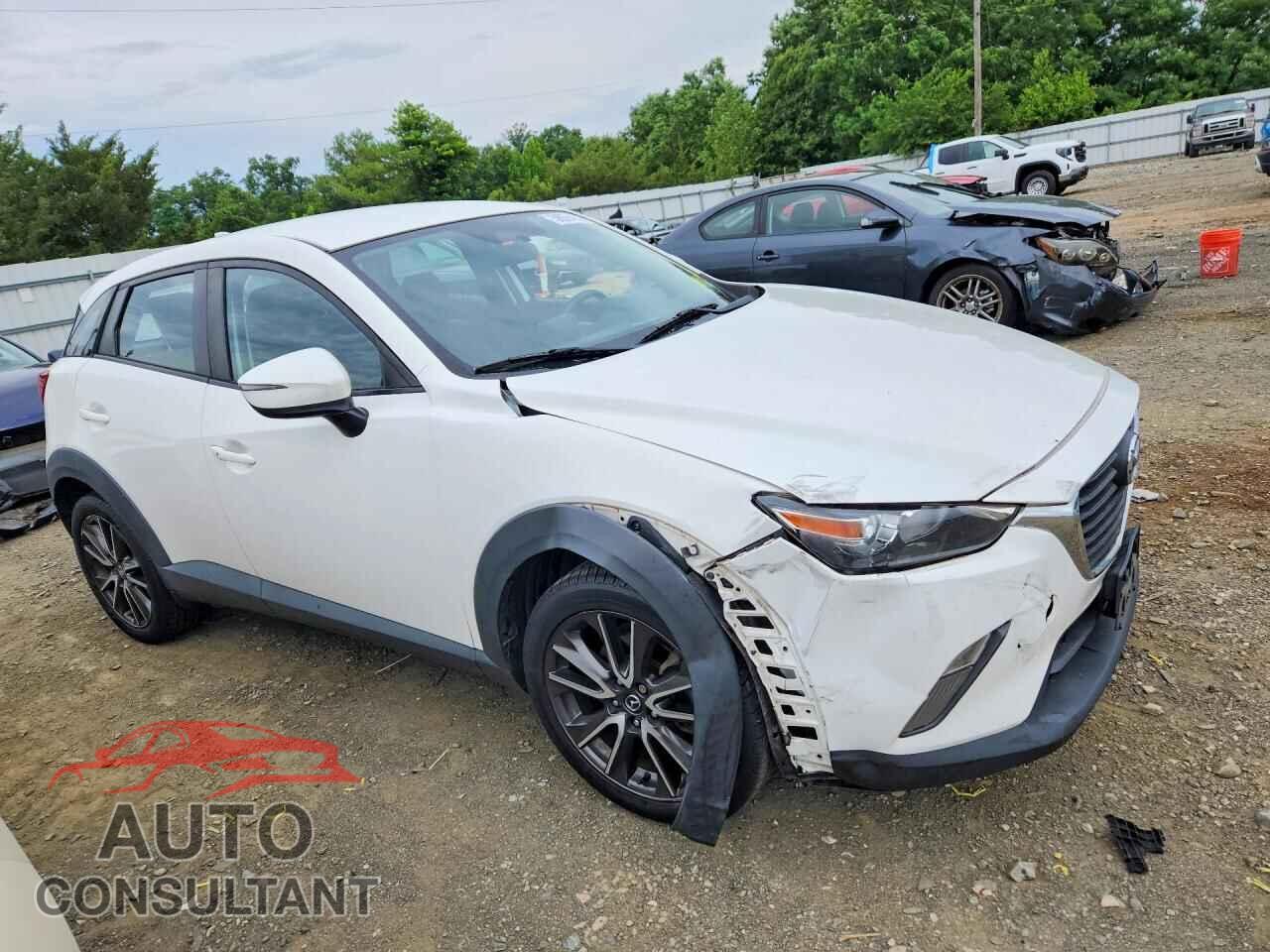 MAZDA CX-3 2017 - JM1DKFC78H0165250
