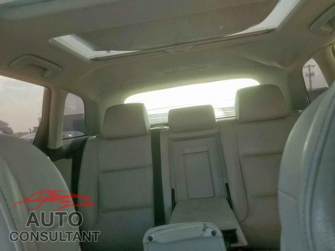 AUDI A3 2012 - WAUKJAFM4CA078900