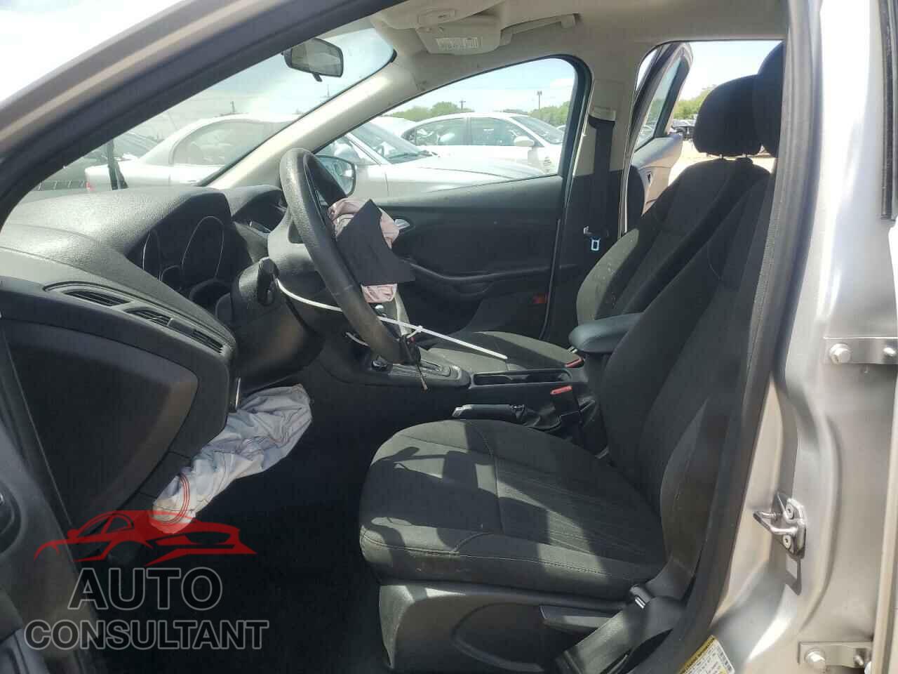 FORD FOCUS 2016 - 1FADP3F22GL347920